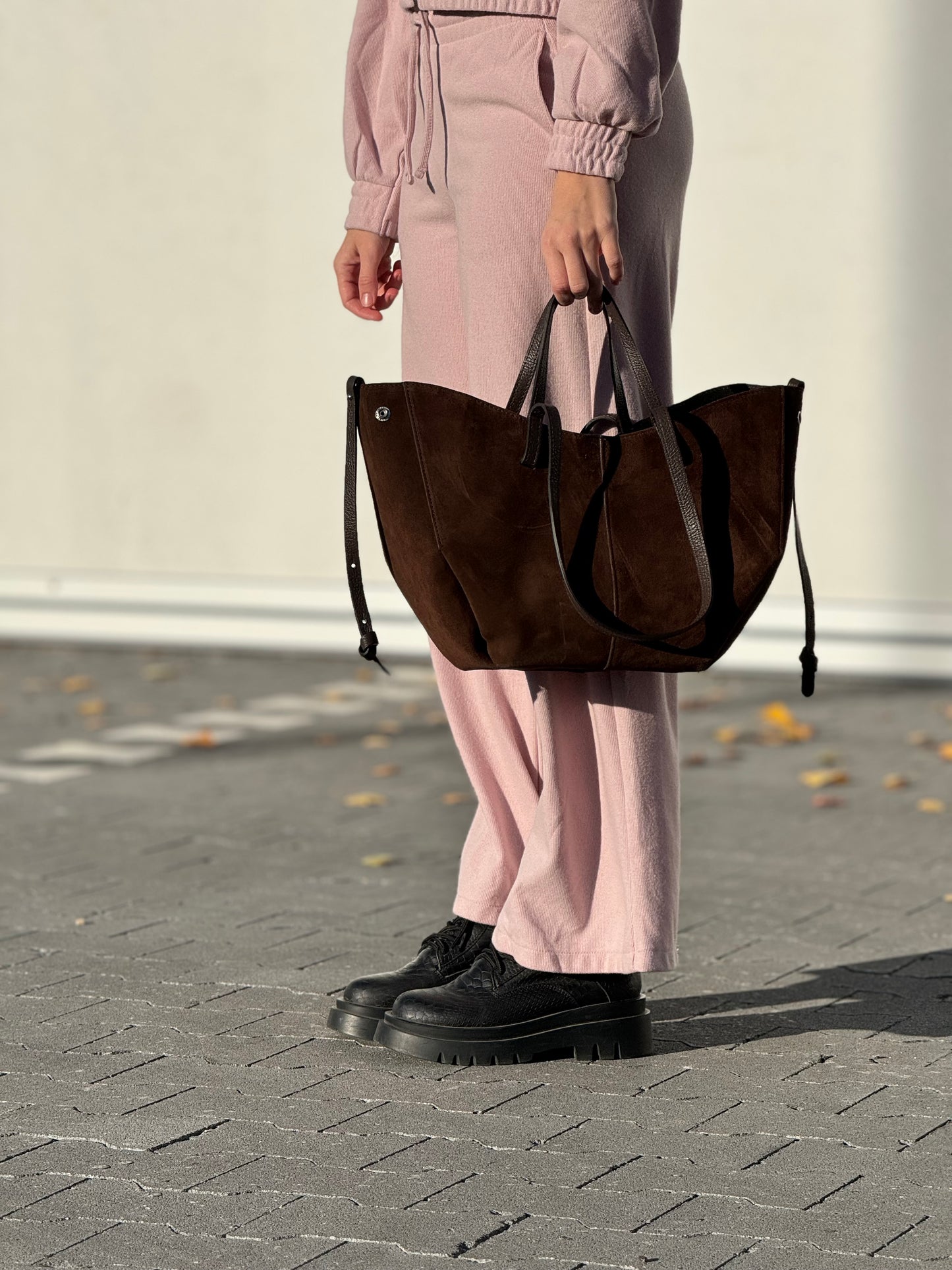 borsa con doppi manici e bottoni