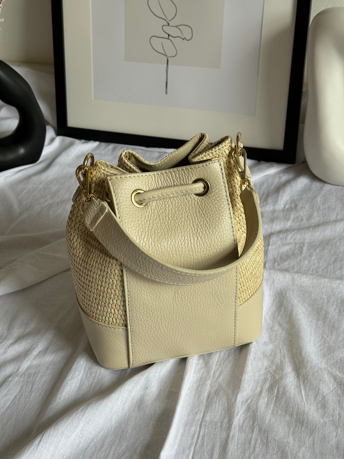 Borsa secchiello in rafia