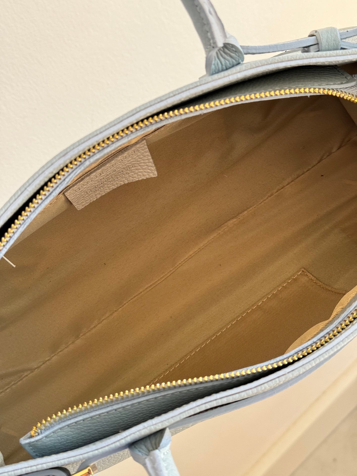 borsa con manico e tracolla