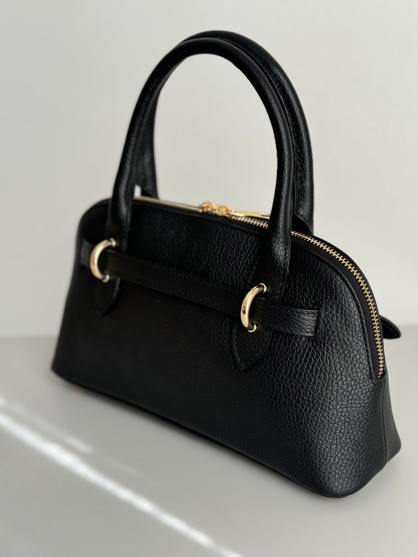 borsa a mano con tracolla