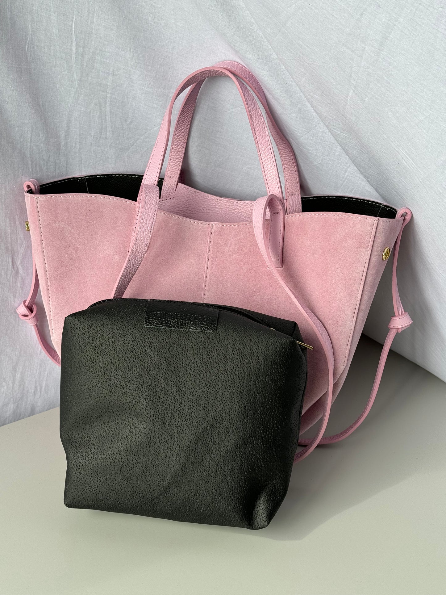 borsa con doppi manici e bottoni