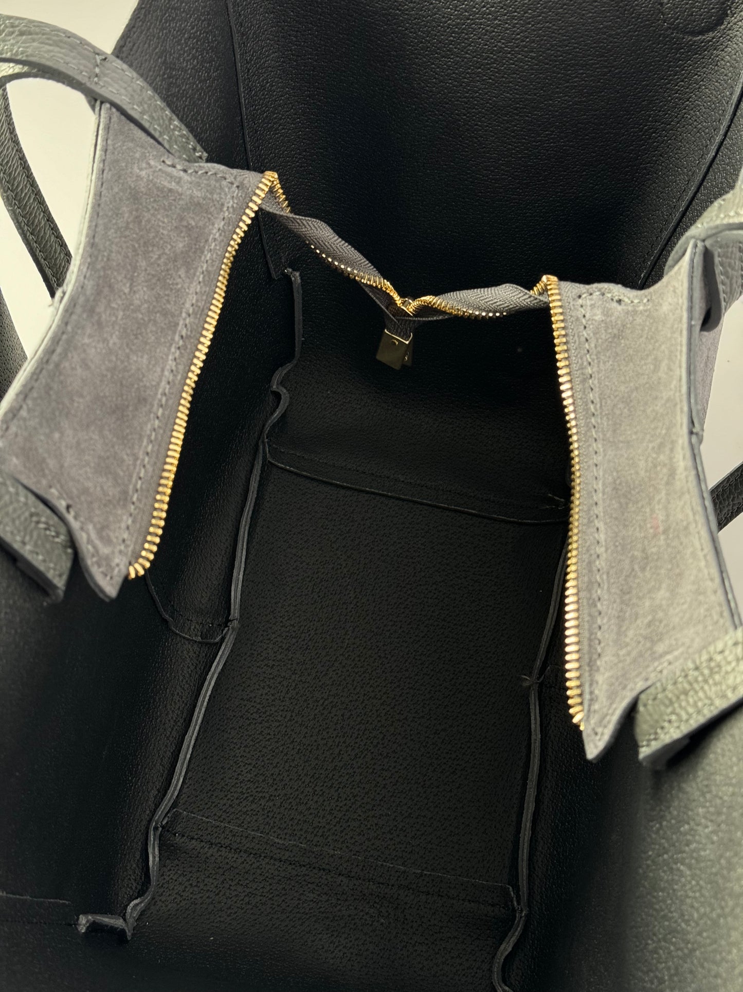 borsa con doppi manici magnetici