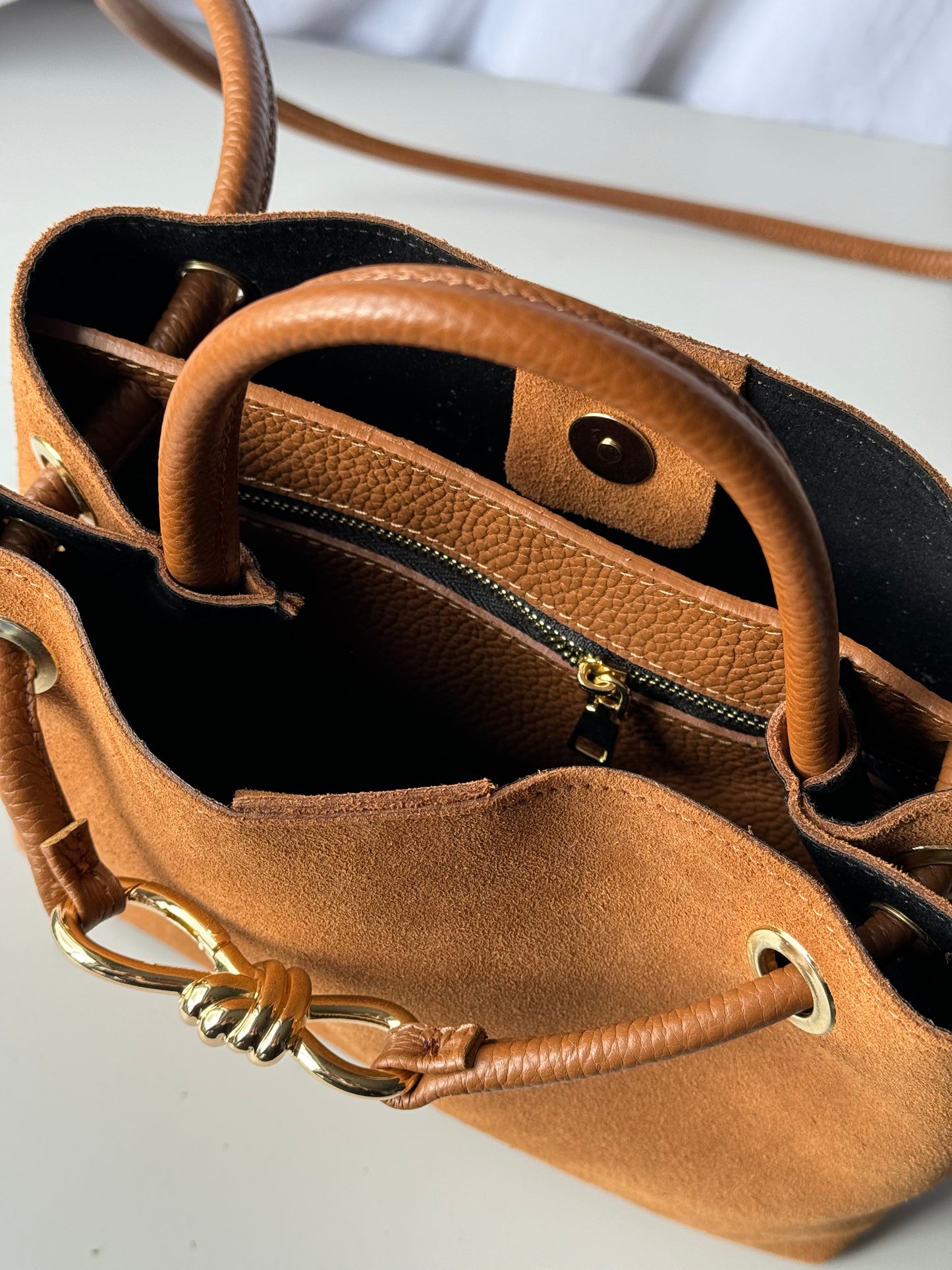 borsa in pelle scamosciata
