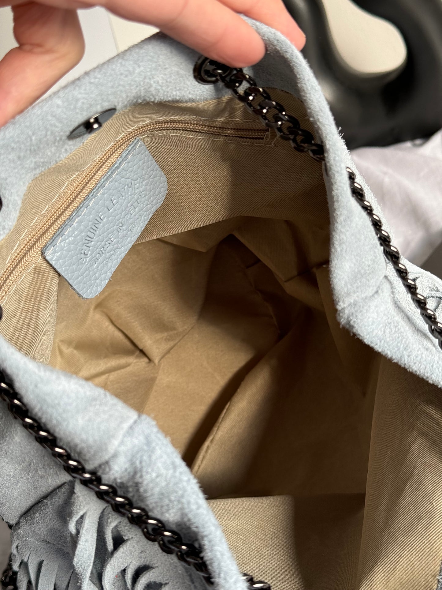 borsa a secchiello in pelle scamosciata