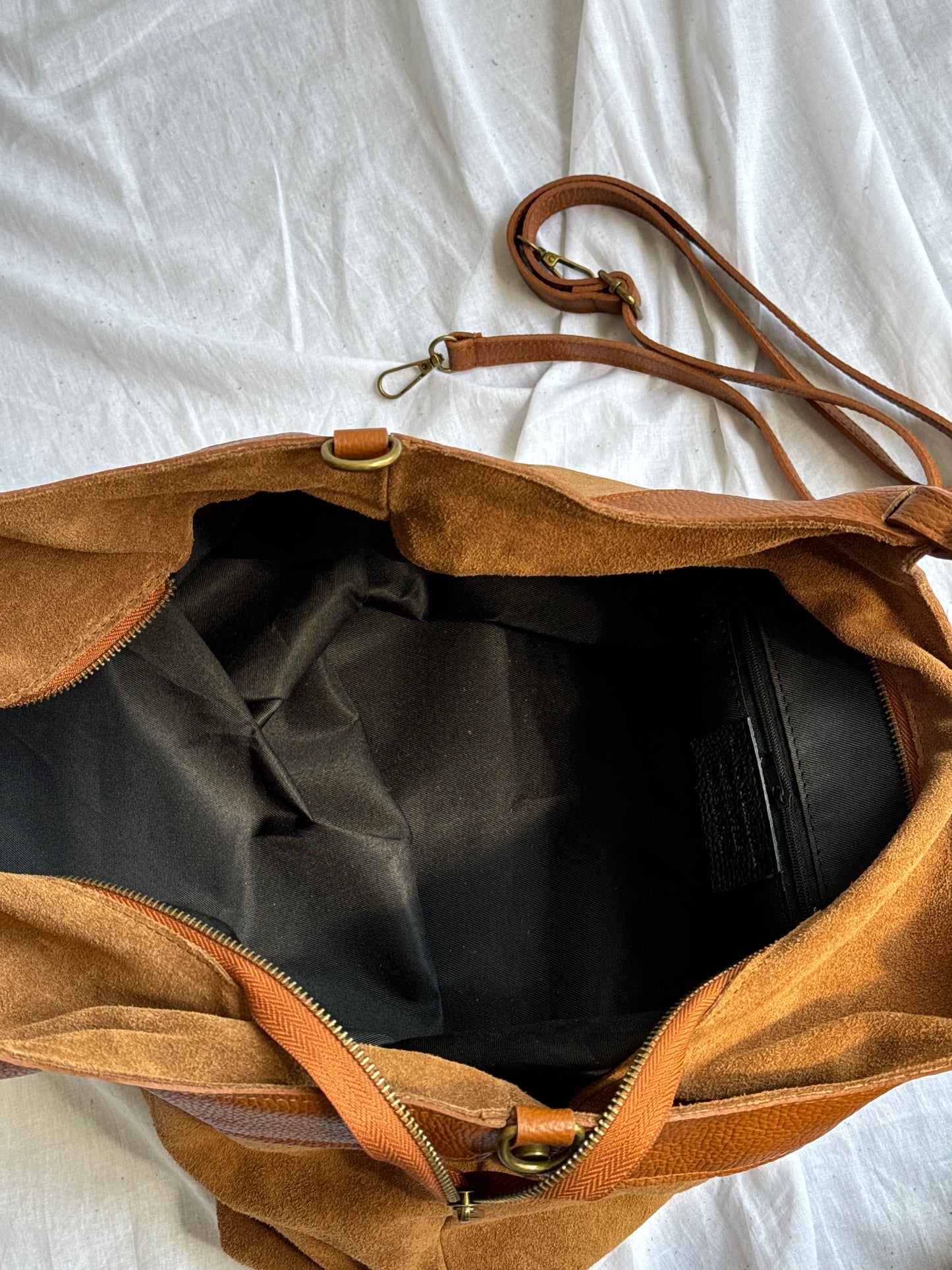 borsa in pelle scamosciata