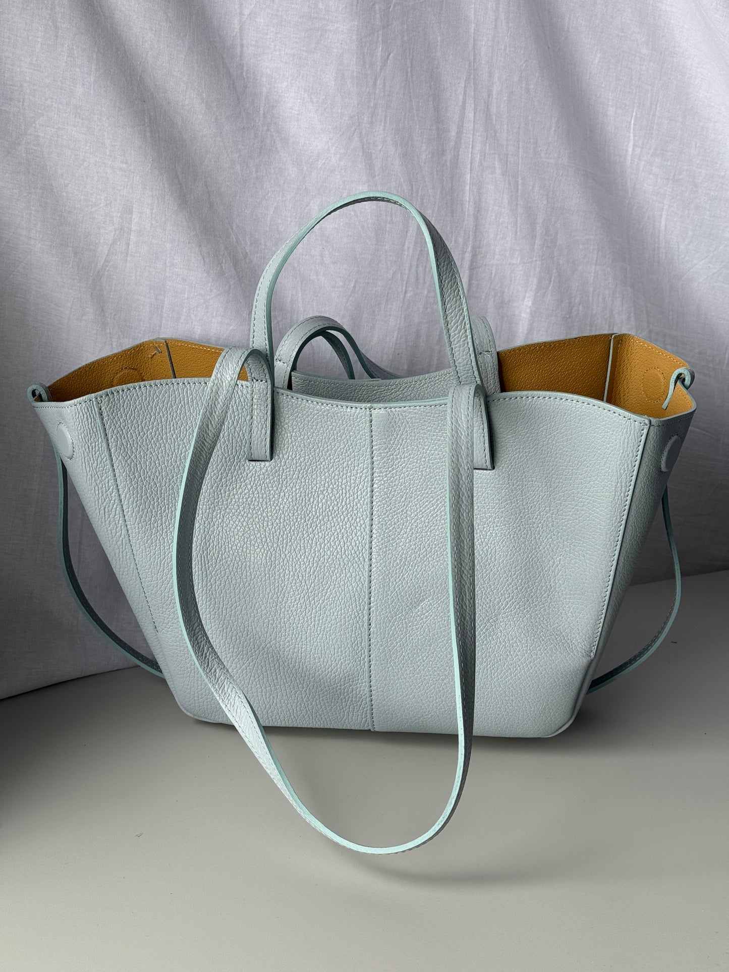 Borsa con doppio manico in pelle