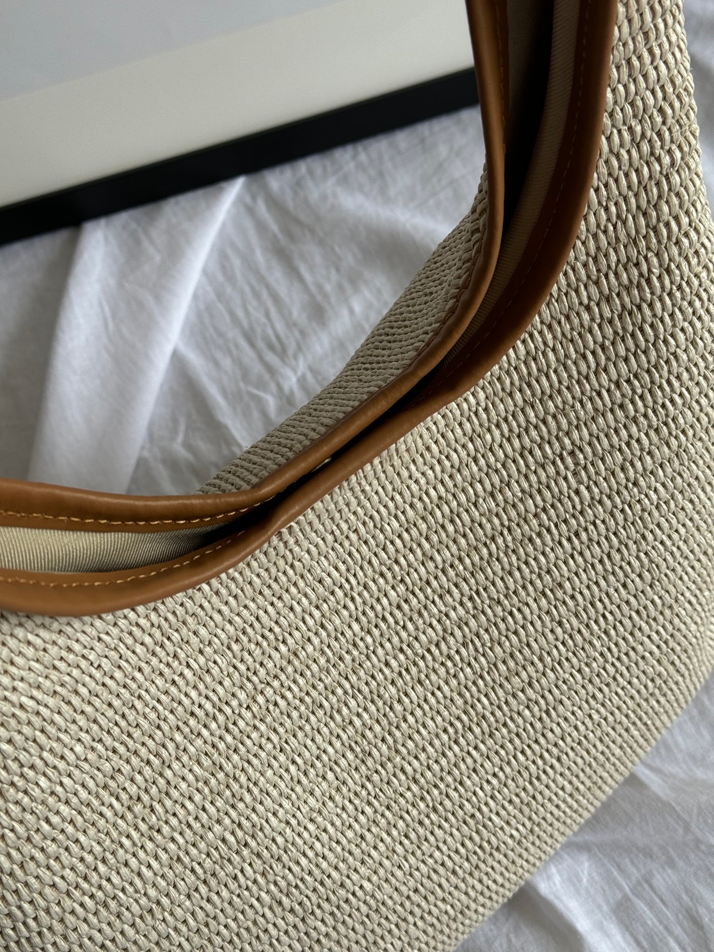 Borsa hobo in rafia