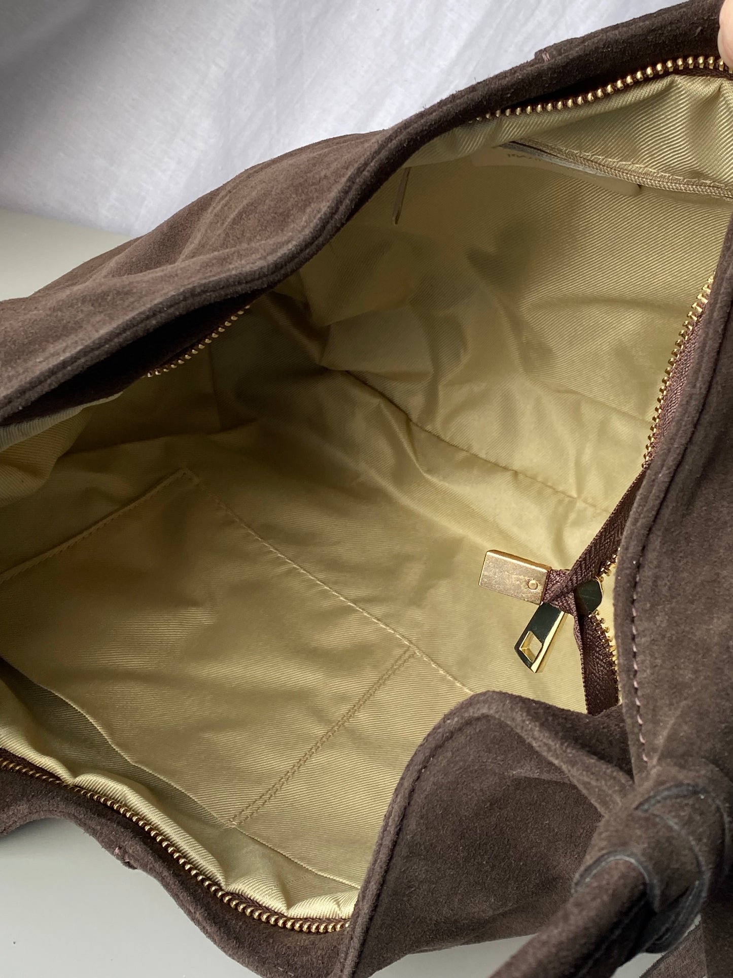 Borsa hobo in pelle scamosciata