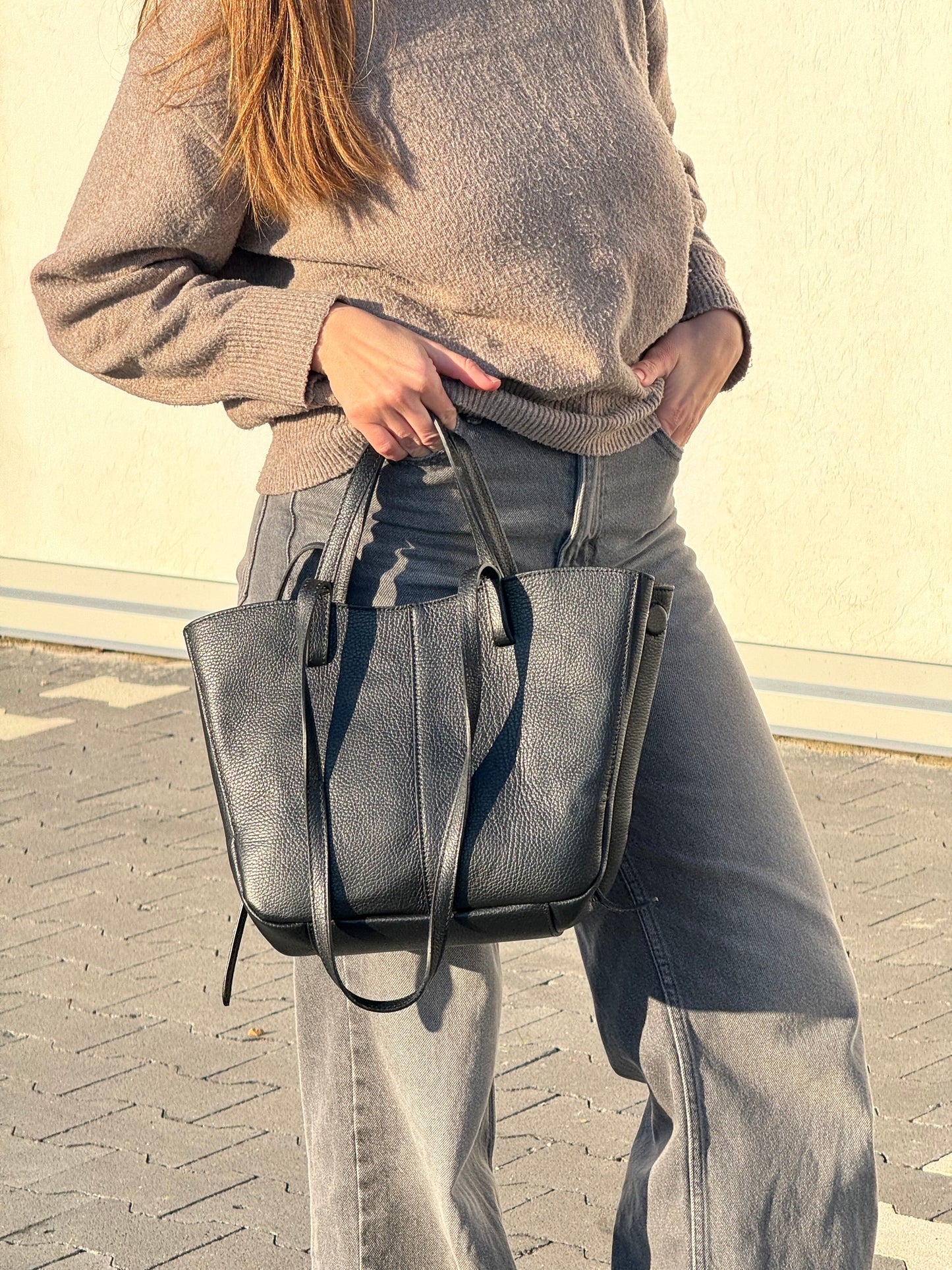 Borsa con doppio manico in pelle