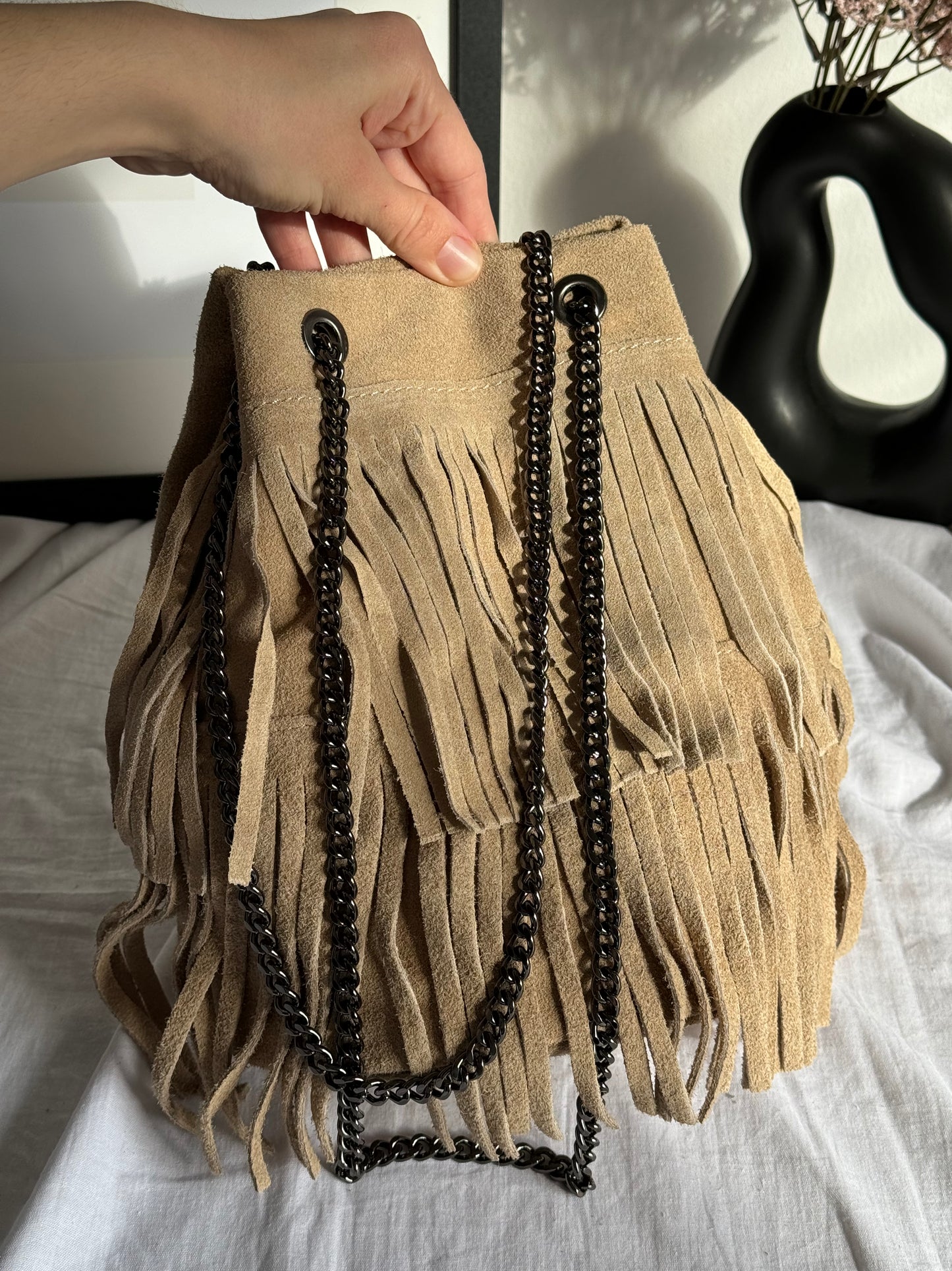 borsa a secchiello in pelle scamosciata