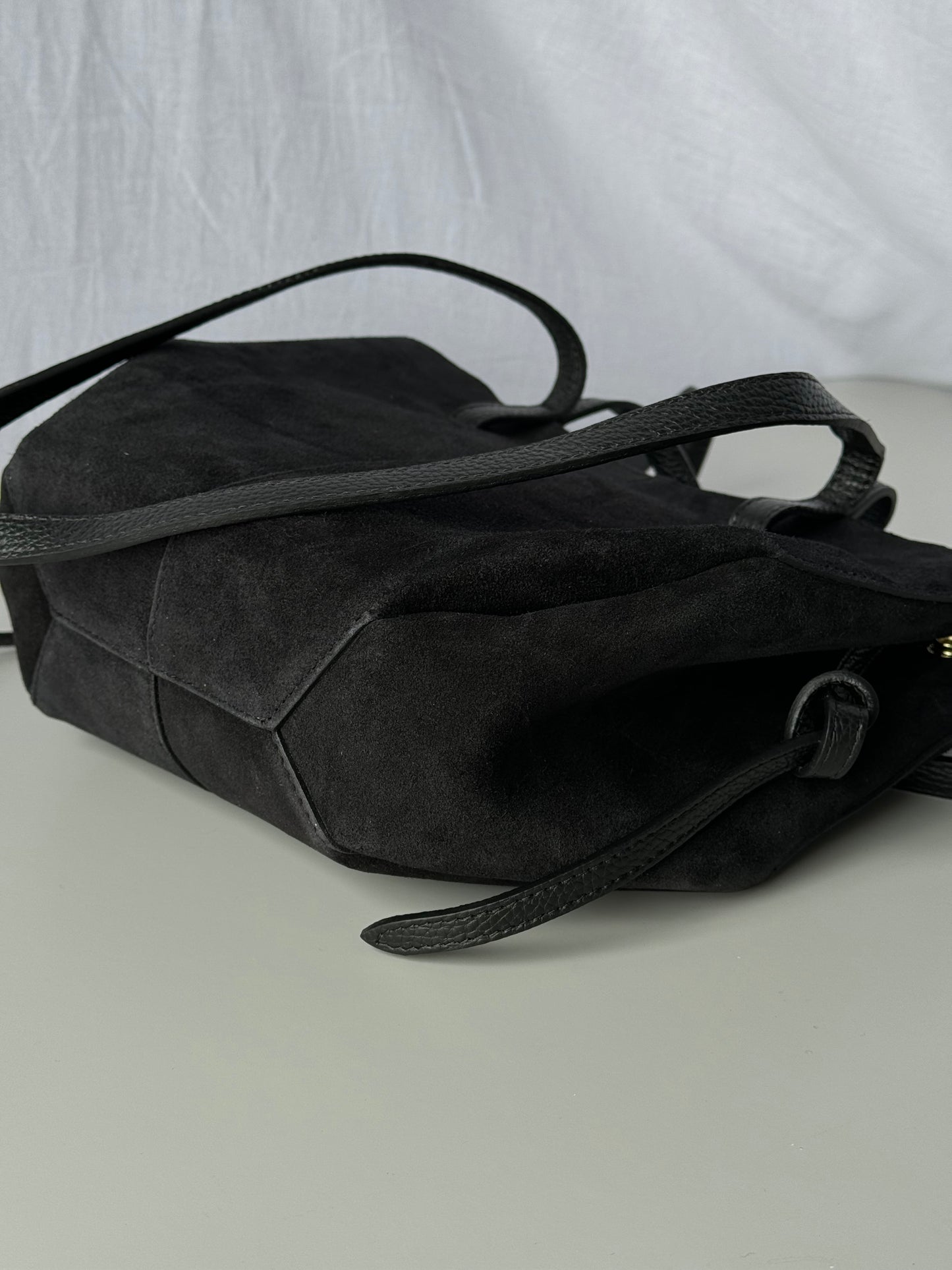 borsa con doppi manici e bottoni