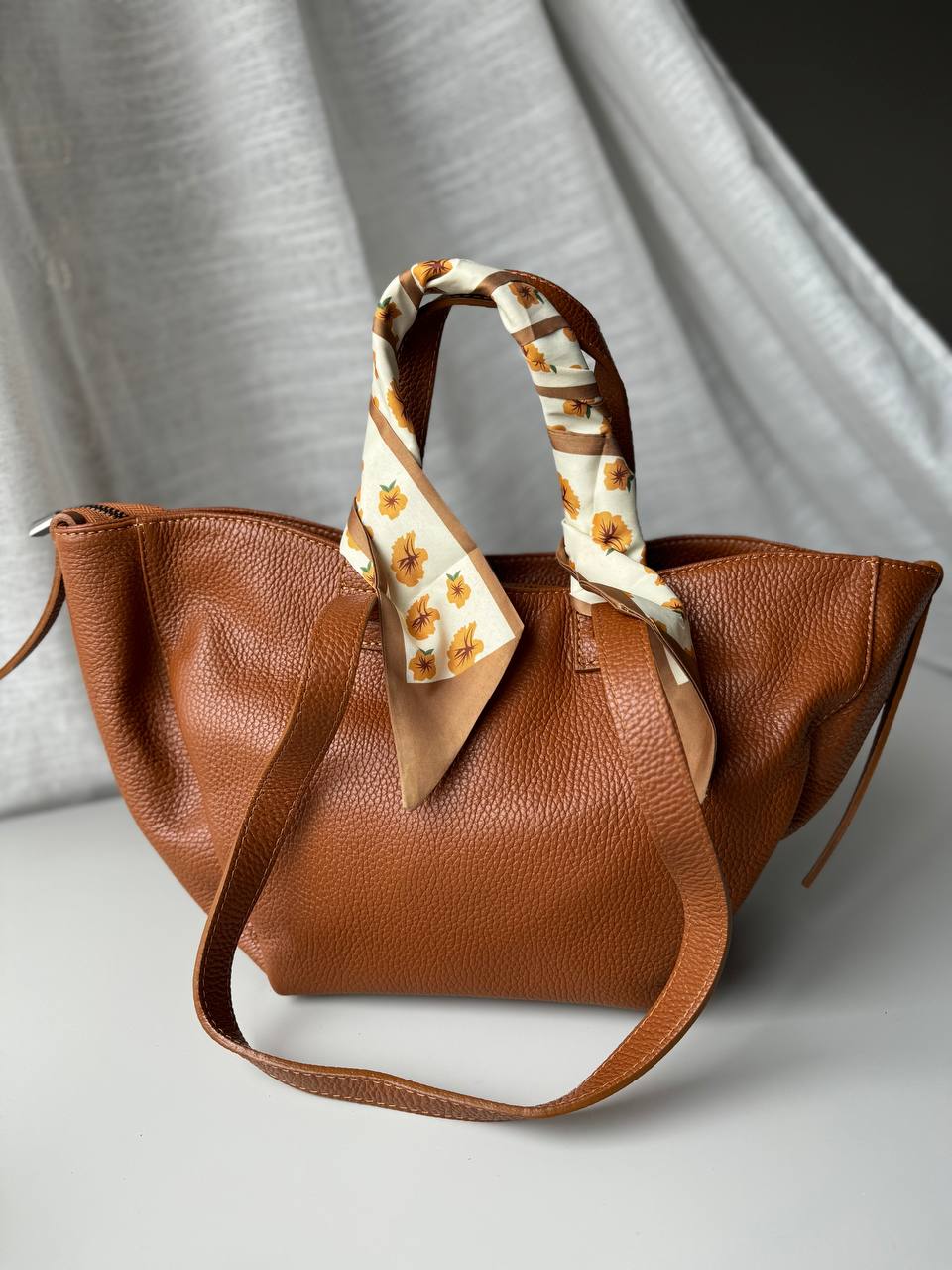 Borsa con doppio manico