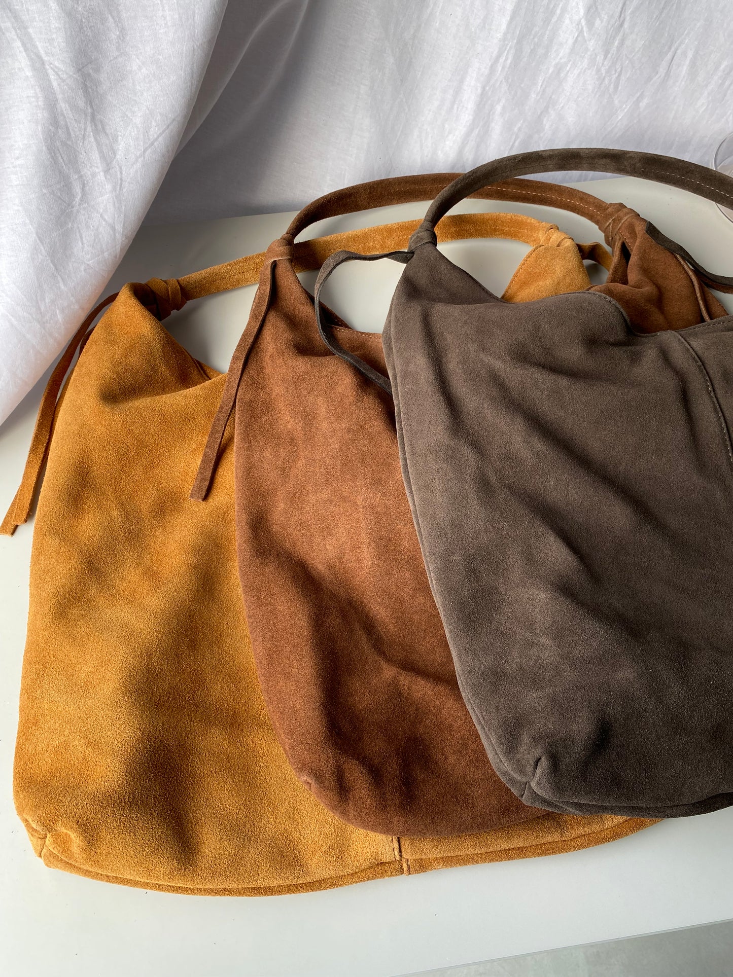 Borsa hobo in pelle scamosciata