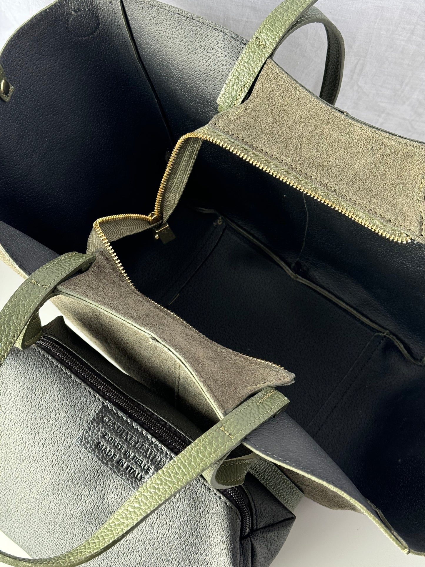 borsa con doppi manici magnetici