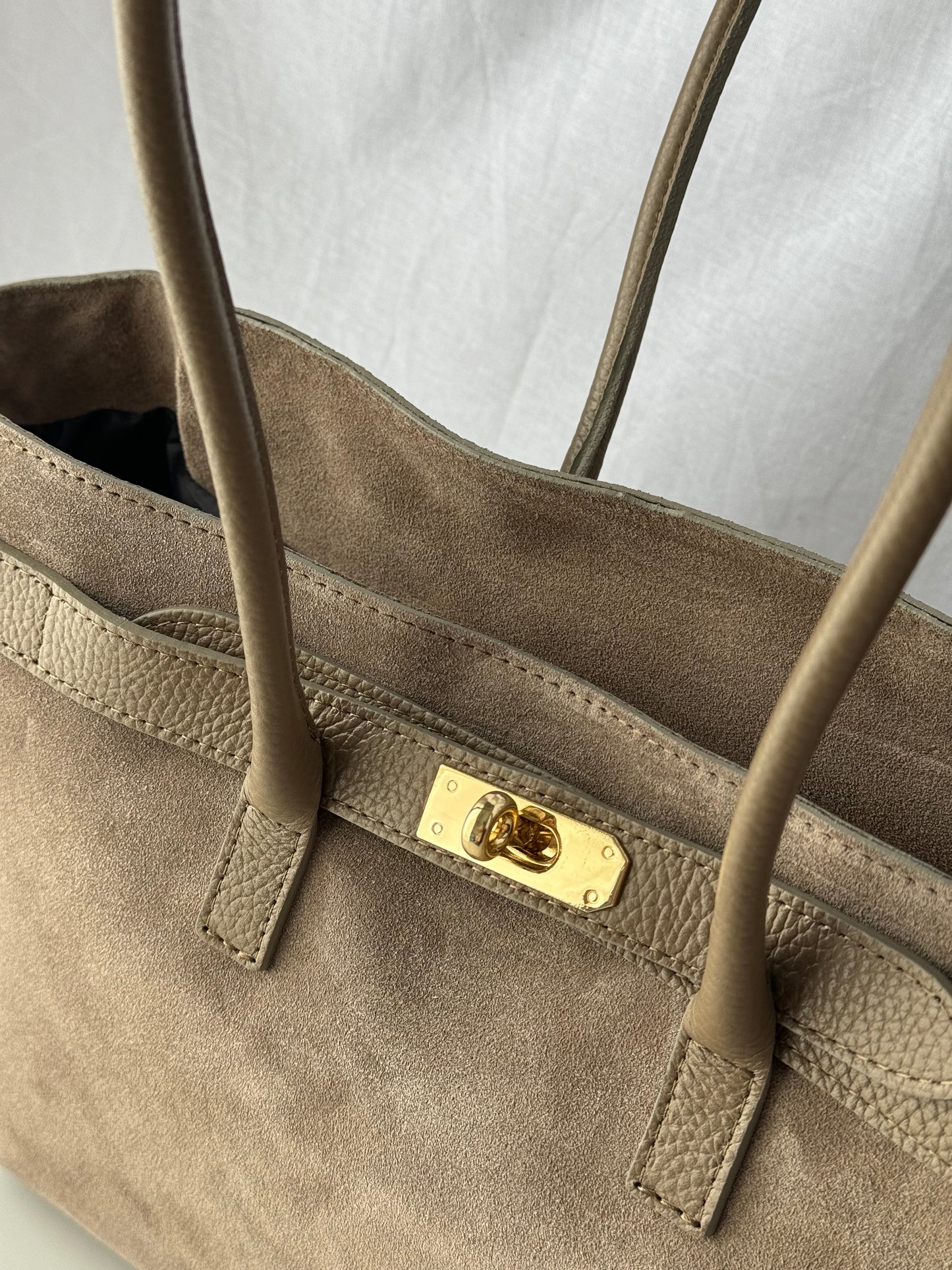 borsa in pelle scamosciata