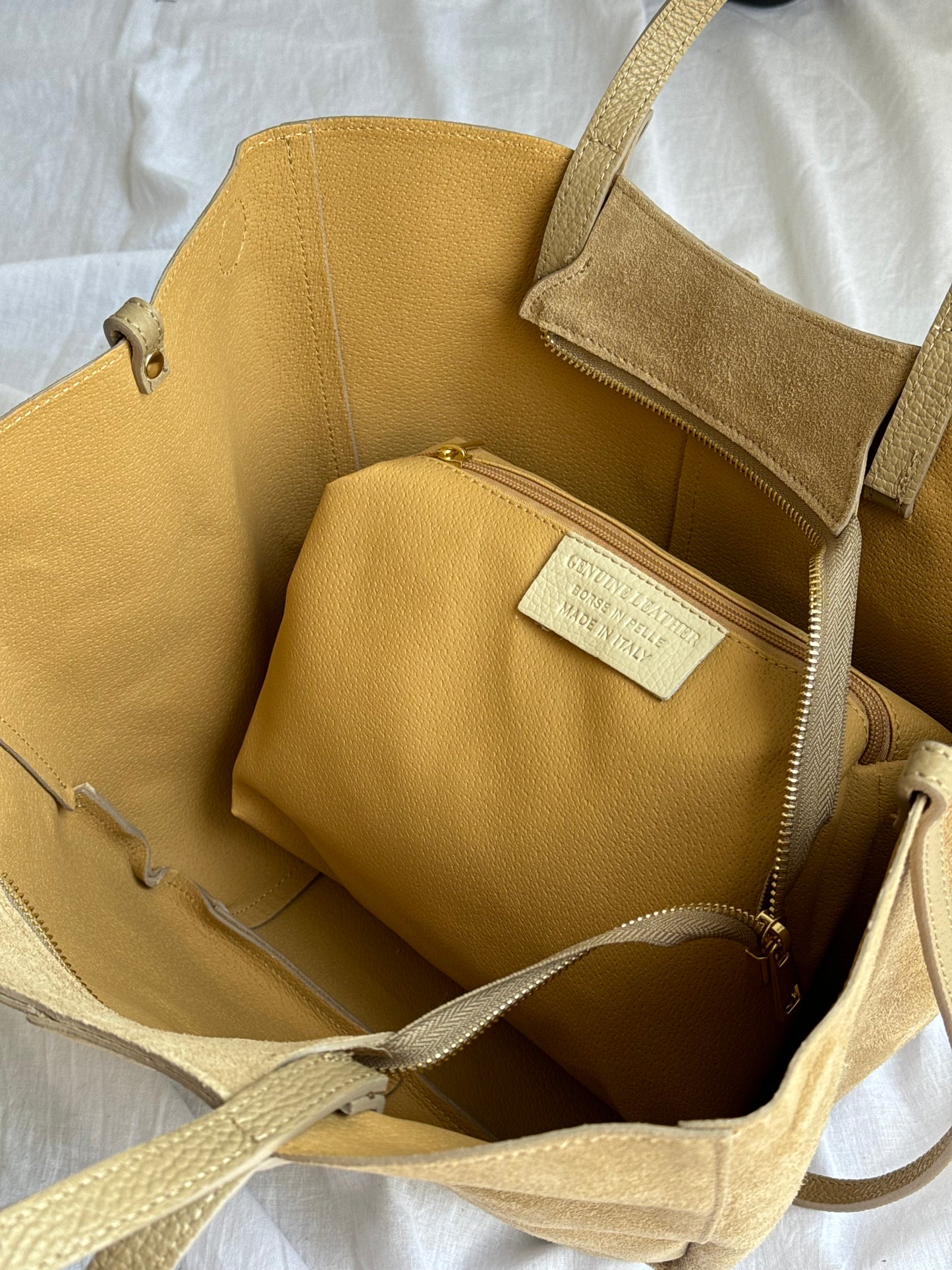 borsa con doppi manici magnetici