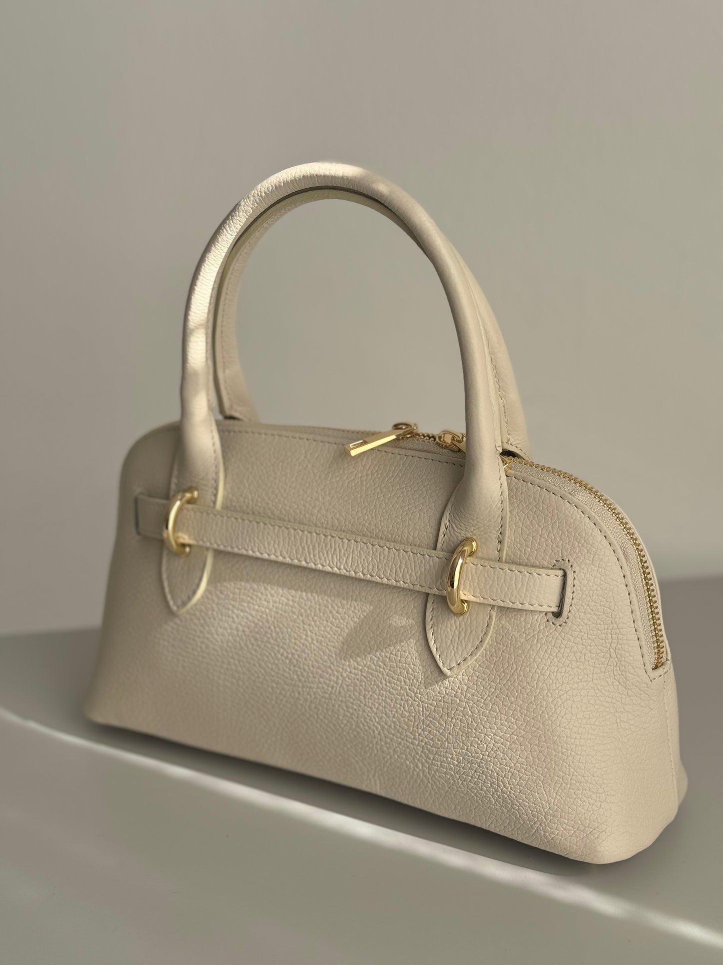 borsa a mano con tracolla