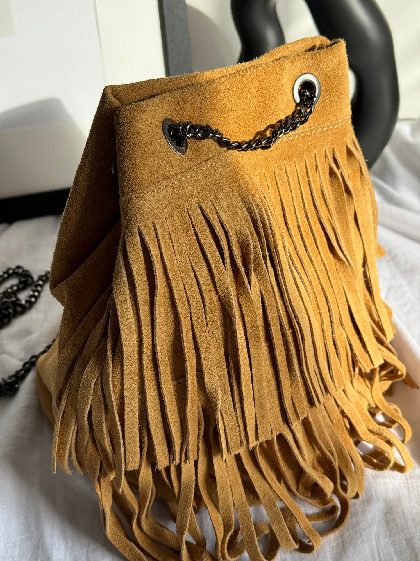 borsa a secchiello in pelle scamosciata