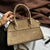 taupe chiaro