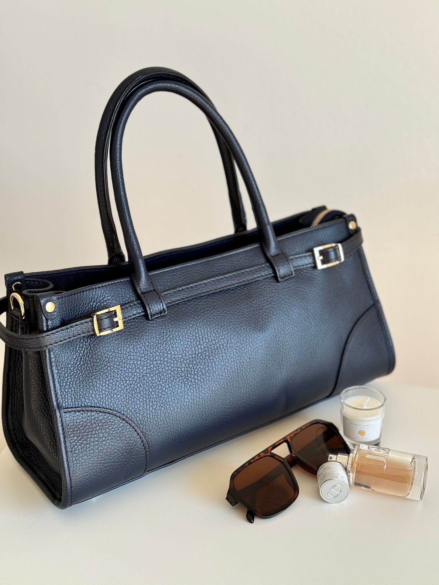 borsa con manico e tracolla