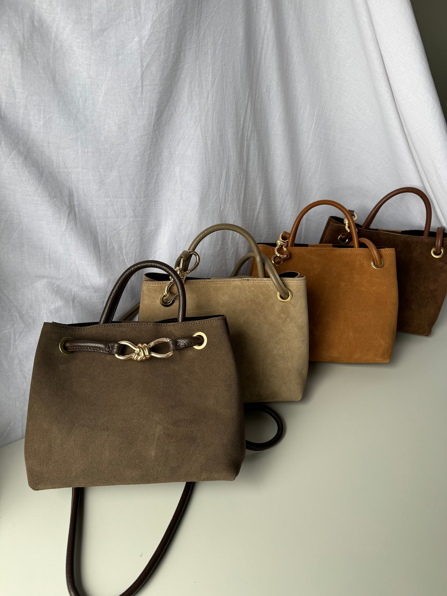 borsa in pelle scamosciata
